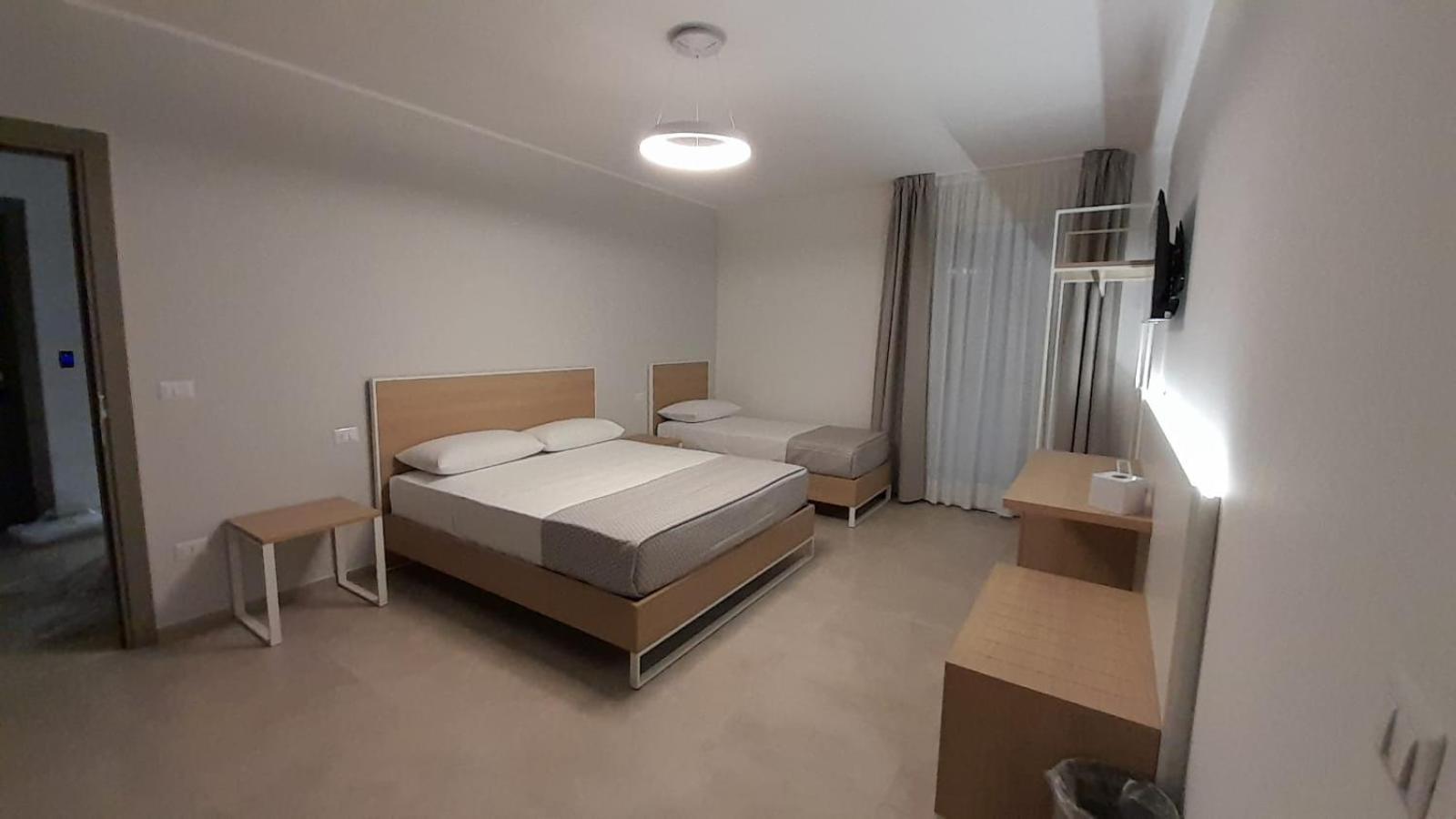 Ferrari Rooms & Apartments Порто-Чезарео Екстер'єр фото